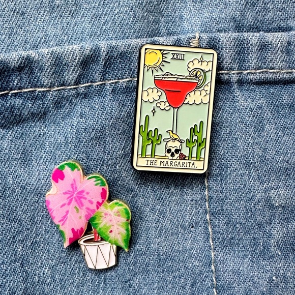 Tarot Card Enamel Pin - The Margarita - Picture 3 of 4